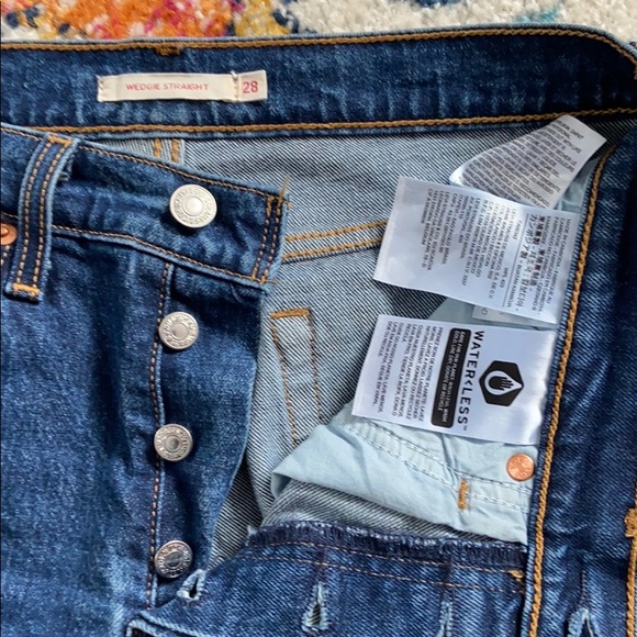 Levi's Wedgie Fit Straight-Leg Jeans - Picture 5 of 7